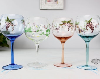 wine glass with red wine Conundrum Red Wine Glasses - Set of 4 - 16 oz (473ml)