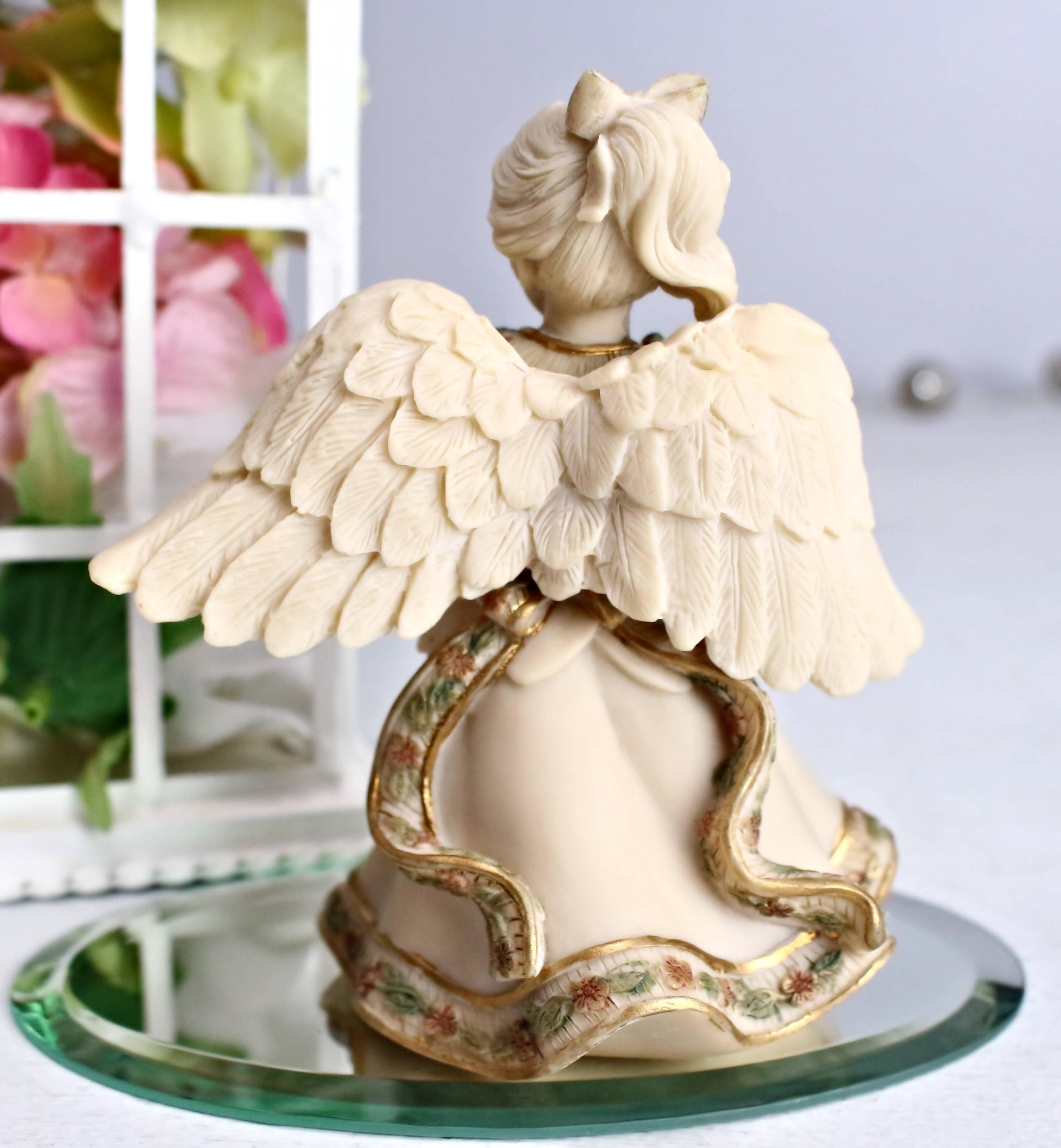 Sarah's Angels® Figurine: 10th Anniversary 'APRIL', Collectible