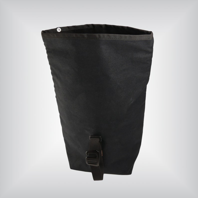 Roll top seat bag bag for Brompton enthusiasts. Water resistant, sturdy and minimalistic. image 8