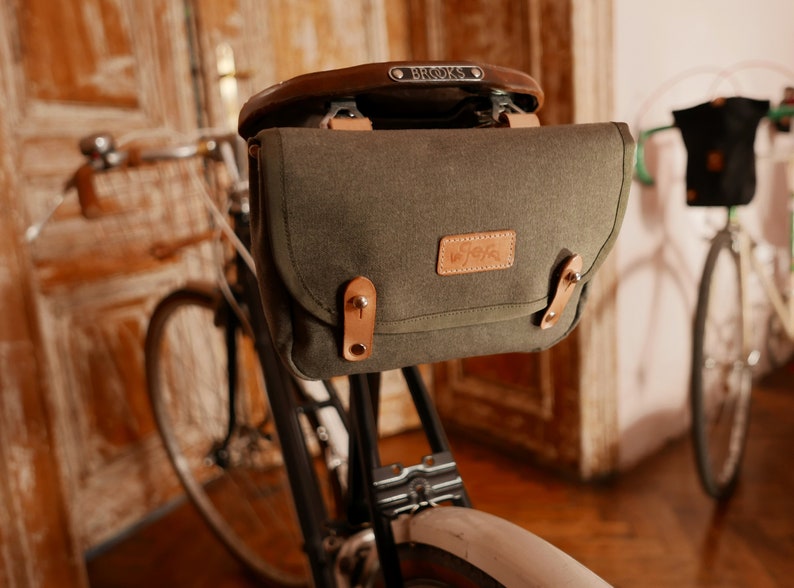 brooks handlebar bag