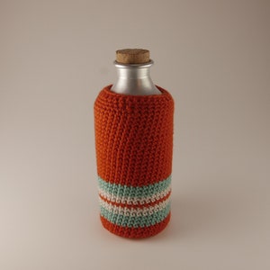 Bottle holder / bottle holster / water bottle holder / bicycle bottle carrier / crochet bottle holster / bottle cover La Jefa & sons