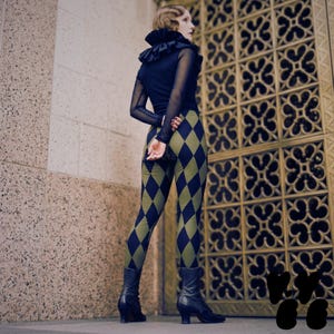 HARLEQUIN DIAMOND Leggings - Olive Green / Vintage circus core tights, Crown core outfit | Studio Yeye