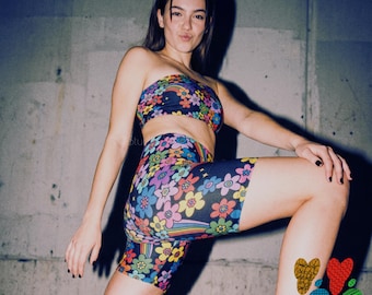 RAINBOW RETRO BLOOM Bike Shorts - 70s Floral Print