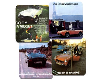 Juego de 4 posavasos con diseño de coche deportivo Midget vintage. Posavasos con respaldo de corcho de alta calidad con diseño de anuncio de los años 70. Póster de coche clásico. Regalo para automóvil.