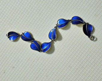 Beautiful sterling Norway Hans Myhre bracelet Blue enamel leaf 925 Silver Gold Vermeil Very Good Conditon Rare Scandinavian signed vintage