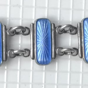 Pretty Volmer Bahner  light blue enamel bracelet Denmark Danish Scandinavian sterling silver 925 in very good condition 1960s.