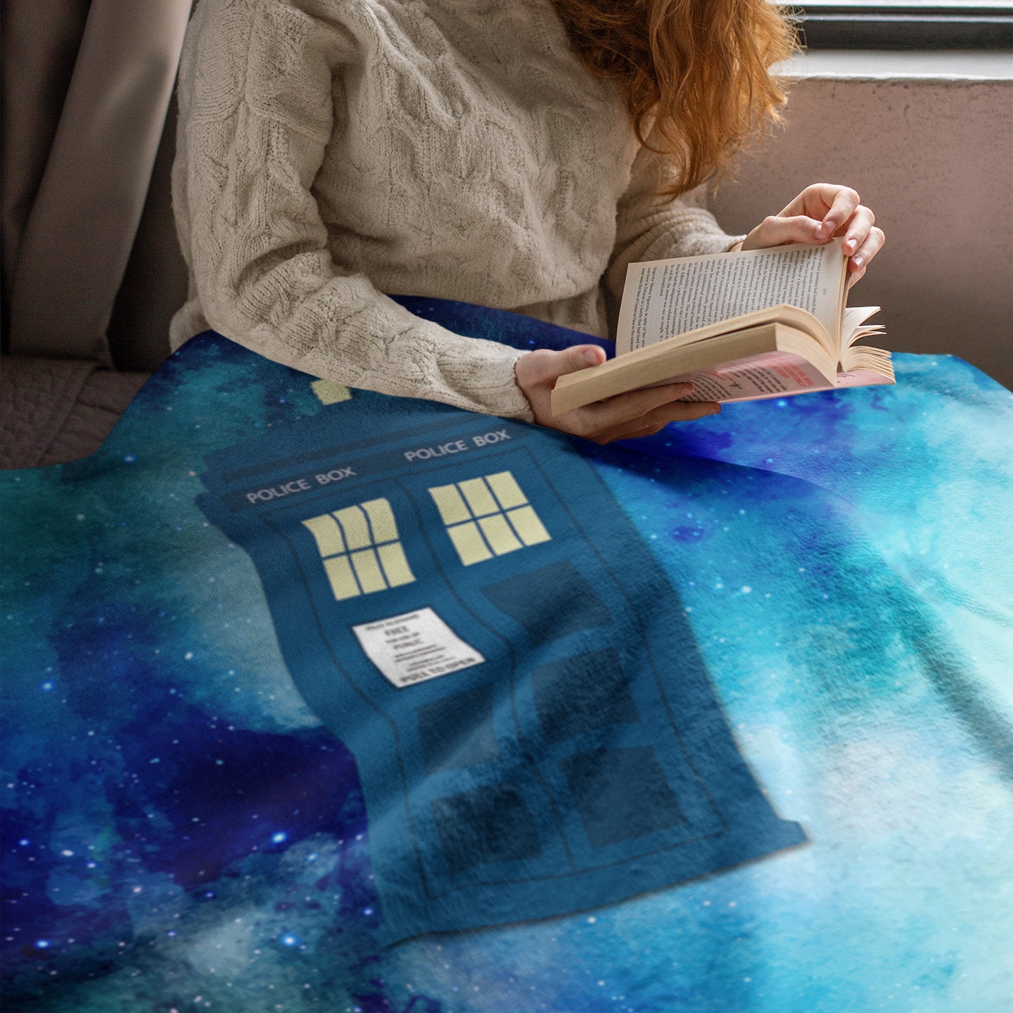 Large Dr Who TARDIS Micro Raschel Throw 50" x 89" Doctor Who Blanket 
