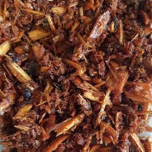 Bakhoor Oud (ANFAR) Sandalwood I Handmade by Sudanese lady  Incense | Home Fragrance | Body Fragrance | Homemade