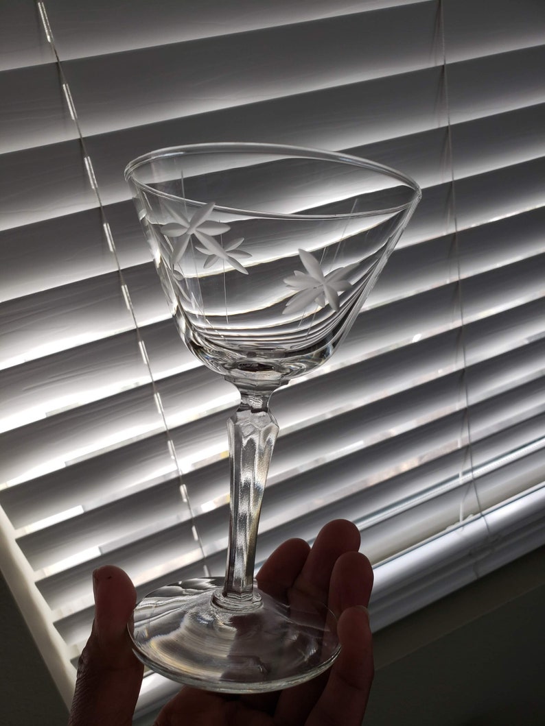 Vintage Coupe Glasses, Libbey Candlelight, Cocktail Glass, Martini Glass, Star Glass, Etched Coupe Glass, Set of 4 or 6 image 10