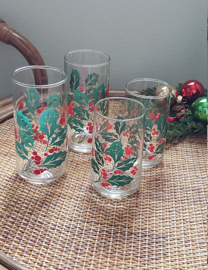 Holly Glasses, Christmas Glasses, Libbey Glassware, Libbey Christmas Glasses, Set of 4 2 sizes image 1