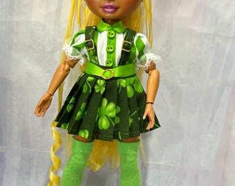 St Patrick's Day Outfit for your 10" Fashion Doll - Green Pleated Skirt and Top for your Fashion Doll, Rainbow Doll Clothes
