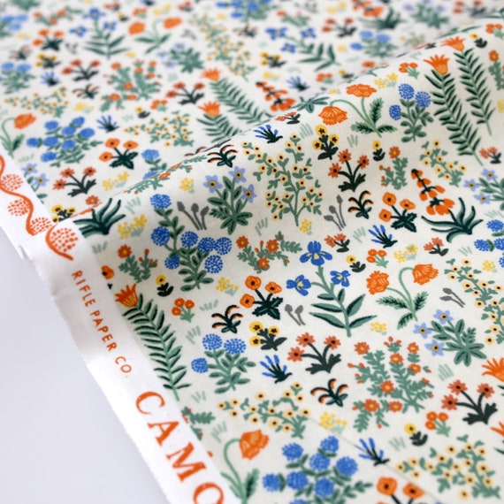 Rifle Paper Co. Camont Menagerie Cream Metallic - Cotton + Steel - PER QUARTER METRE Rifle Paper Co. Camont Menagerie Cream Metallic - Cotton + Steel - PER QUARTER METRE