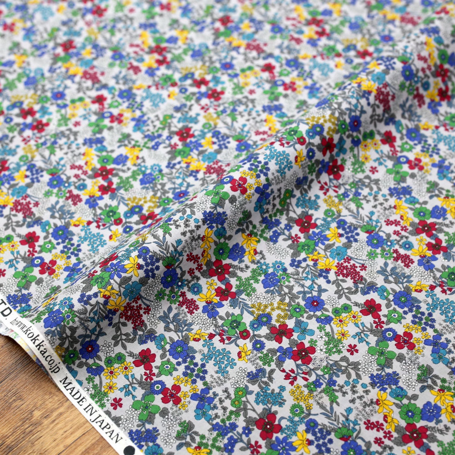 Tela Japonesa Kokka Floral 6 Césped de Algodón Rojo Gris D | Etsy