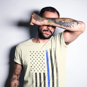Patriot Tee premium coton doux filé à l&#39;anneau, drapeau des États-Unis, bleu Lives Matter, t-shirt léger, police américaine, héros de l&#39;application de la loi, soutien pour hommes