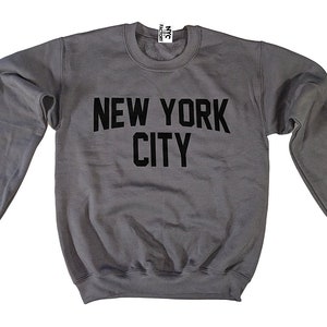 Men&#39;s New York City Sweatshirt Screen-Printed (Charcoal / Black, Adult Unisex)