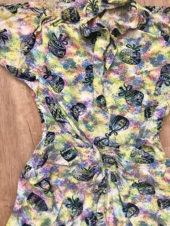 Vintage 1940s rainbow novelty print rayon day dres