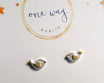Love Birds dainty small 925 Sterling Silver Stud Earrings. Ideal jewellery gift/friend/girlfriend/mother/friendship