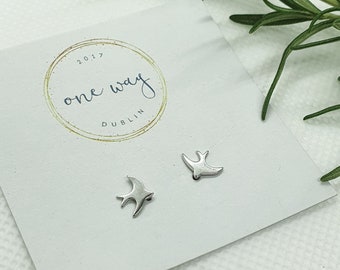 Fly High Swallow 925 Sterling Silver Stud Bird  Earrings /gift/friend/girlfriend/mother/birthday
