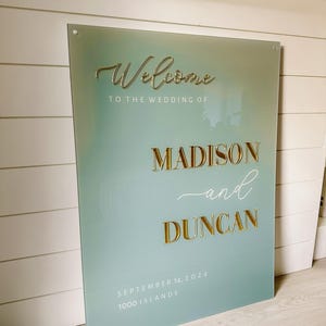 Acrylic Wedding Welcome Sign with 3D Mirror names - Luxury Wedding Reception Signage - Personalised Wedding Welcome Sign