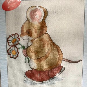 ミニクロスステッチキット：カントリーコンパニオンズ、マウスデザイン（6x7インチ）DMC