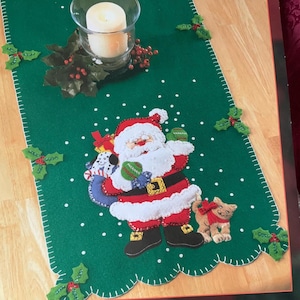 Vintage Bucilla Felt Christmas Table Runner Kit (16" x 40") – Includes Materials