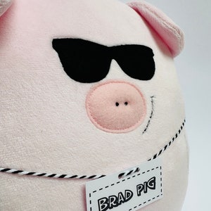Peluche cochon BRAD PIG / Cadeau de naissance / Doudou enfant image 3