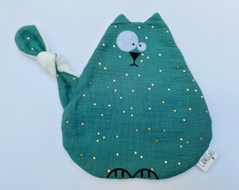 Flat green eucalyptus cat comforter, Pacifier clip, Double gauze comforter, Newborn gift, Baby gift