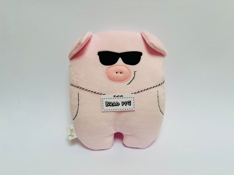 Peluche cochon BRAD PIG / Cadeau de naissance / Doudou enfant image 1