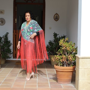 Handmade Spanish Flamenco Shawl "Mantoncillo-Pico" in Embroidered Chiffon .170x77cm//70"x30,3".With Long Fringes 68cm//26,7"