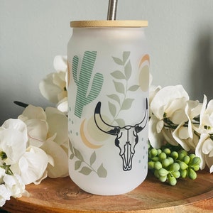 Sunflower Cow Skull Western 16oz Frosted Glass Can Cup with Lid and St –  Desert Shirt Co.