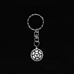 Seven wood sorrels - Nanatsu Katabami - Key chain - Kamon - Japanese Family Crest