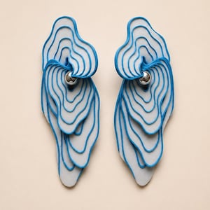 Contour Statement Earrings – Lightweight 3D Printed Sculptural Art Jewelry – Bold Feather Petal Dangles, Custom Colours – Plume