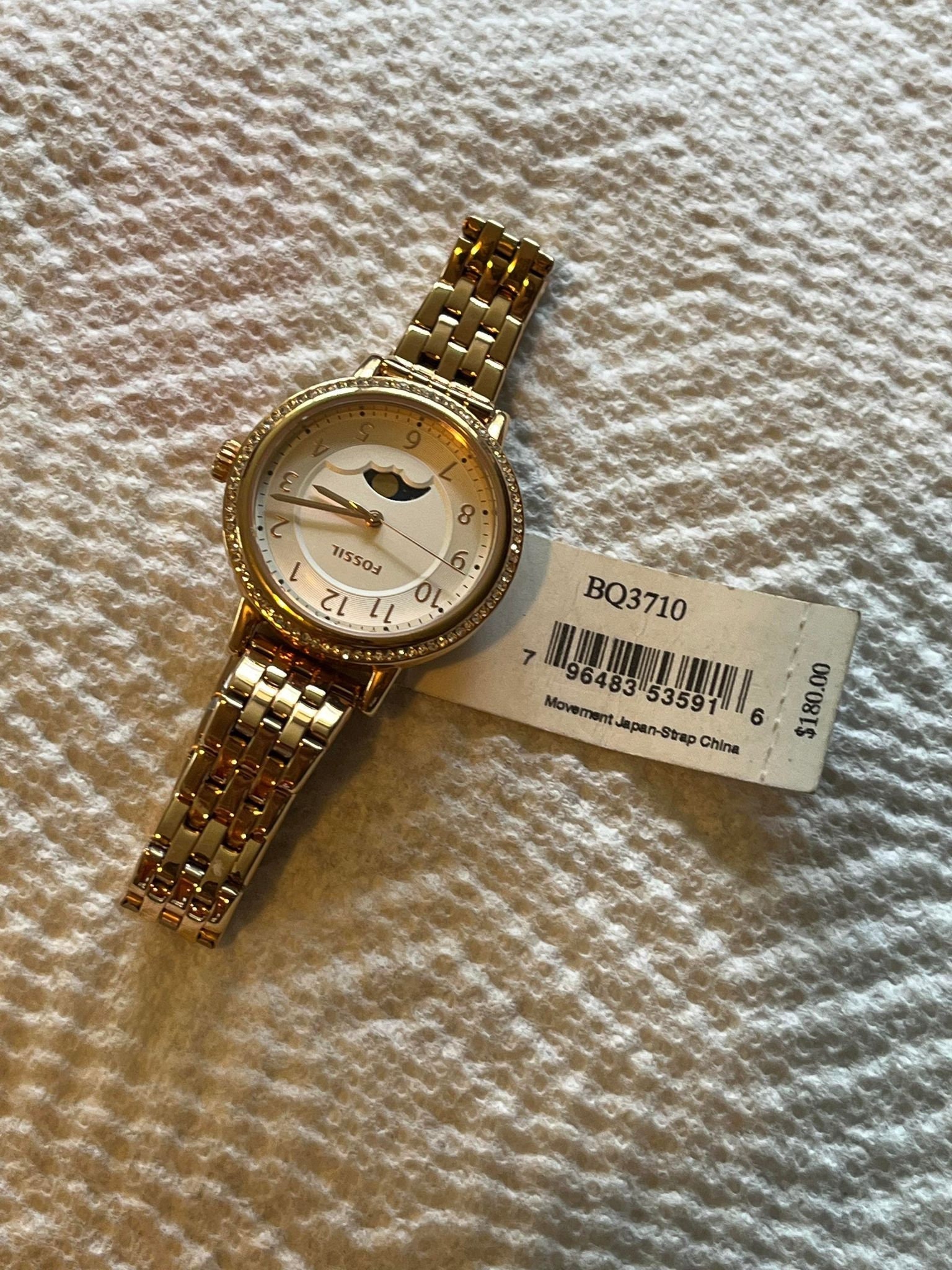 Fossil sun and moon watch new arrivals