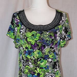 Vintage Saint St Tropez West Green Polyester Blend Floral Short Sleeve Blouse Size XL