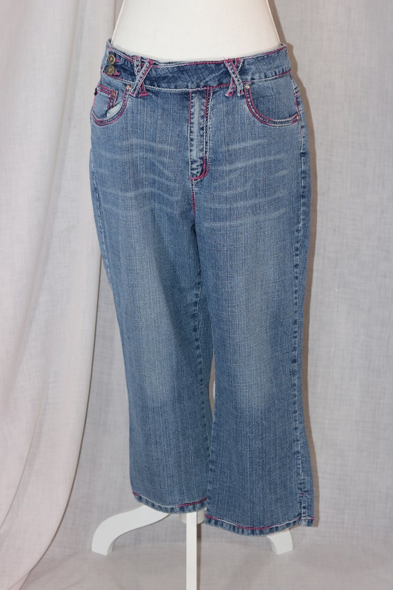 Vintage CREST JEANS Blue Denim Cotton Blend Embellished Capri Pants Size 15  / 16 