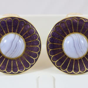 MONA SO Signed Vintage Gold Tone Cabochon Purple Amethyst Chunky Circle Clip On Earrings