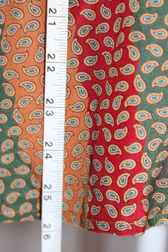 Vintage LADY MANHATTAN Orange Green Red Paisley P… - image 4