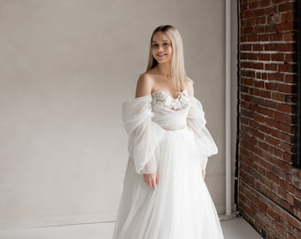 Beach Wedding Dress, Bridal Gown, Empire Waist Wedding Dress, Destination  Bridal Dress, Lace Wedding Dress, Beach Bridal Gown, Beach Wedding - Etsy  Canada