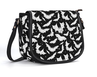spooky black white Halloween goth bats purse, gothic bats saddle bag purse, moody gothcore bag, Spooky Season Bat Purse, bat lover gift