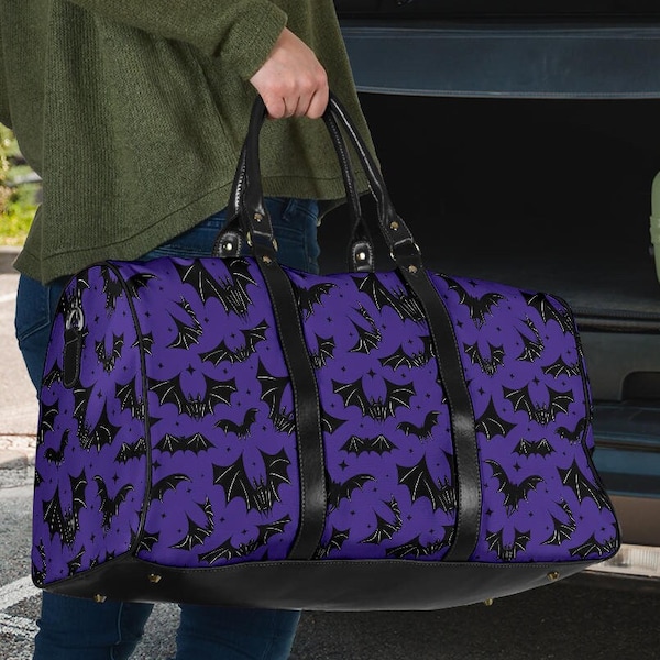 Bats Travel Bag, Spooky Overnight Bag, Halloween Travel Bag, Halloween Overnight Bag, Halloween Weekender Bag, Gothic Bag, Goth Weekender