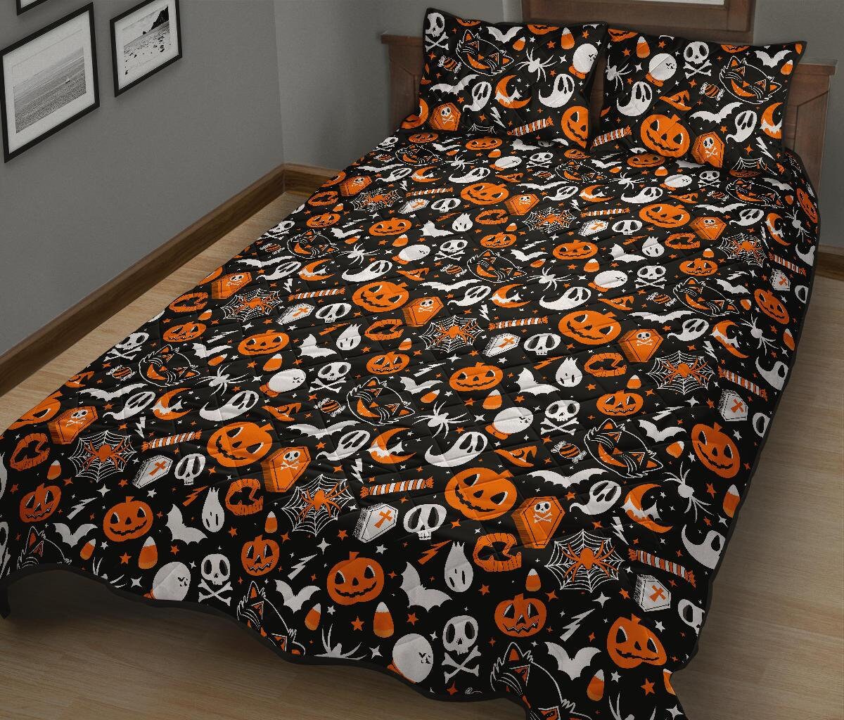 Everything Halloweenquilted Bed Set Halloween Quilt Etsy