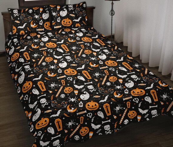 Halloween Things Quilted Bed Set 