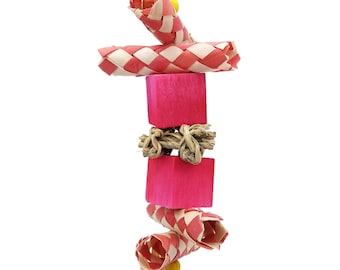 Balsa & Palm Finger Trap Bird Toy: Foraging Shredder (Argyle)