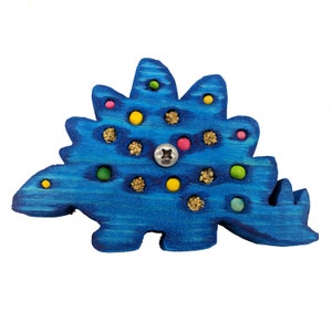 Parrot Foraging Toy, Bird Foraging Toy, Dinosaur with beads and/or millet for small birds & parrots (Spike)