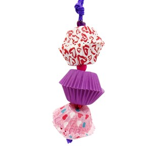 Valentine's Day Bird Toy, Vday Parrot Toy with Balsa and Paper, Heart Beads, Lovely Balsa Surprise