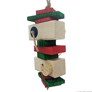 Foraging Toy, Fillable Parrot Toy, Pine Parrot Toy, (Baffle)