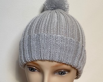 Child cap with or without pompom