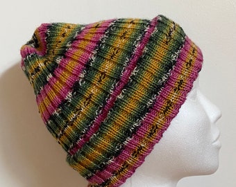 Colorful mixed cap with lapels and thin ribs
