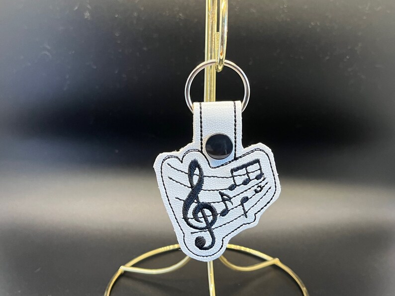 Music Note Vinyl Key Fob image 1