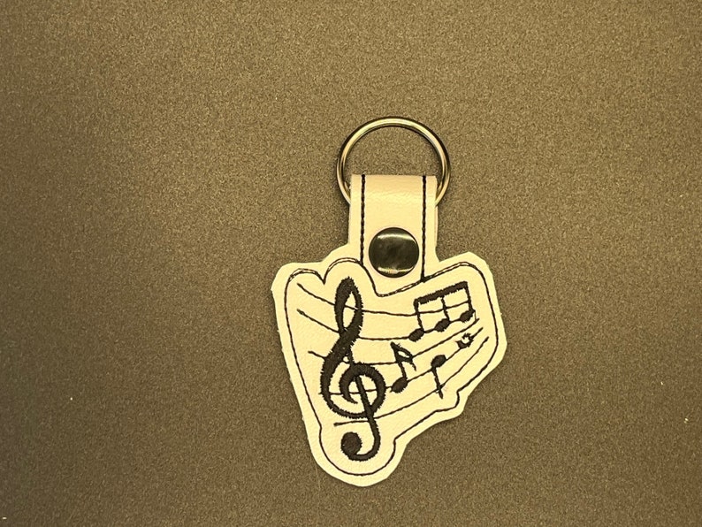 Music Note Vinyl Key Fob image 2